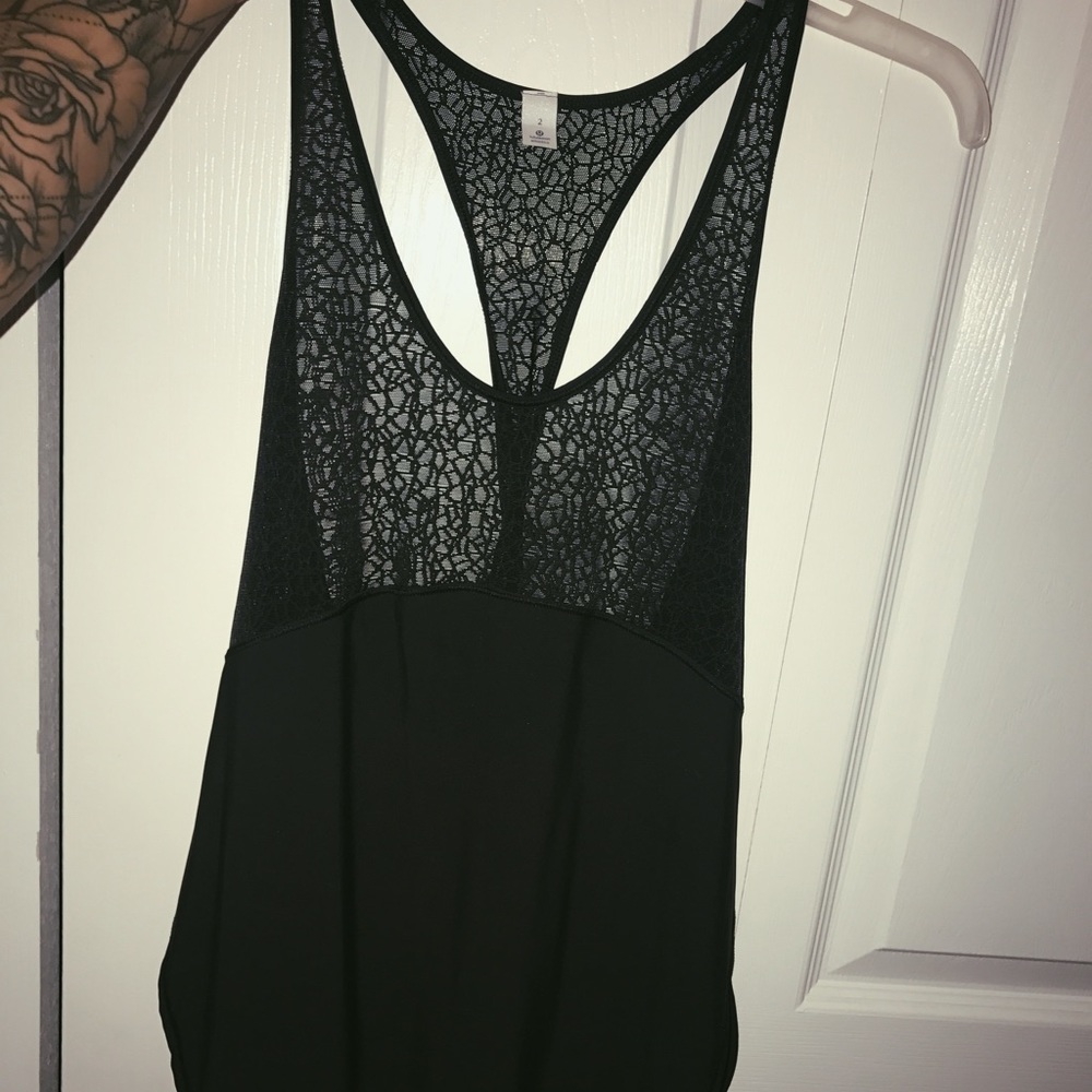Lululemon twist tank